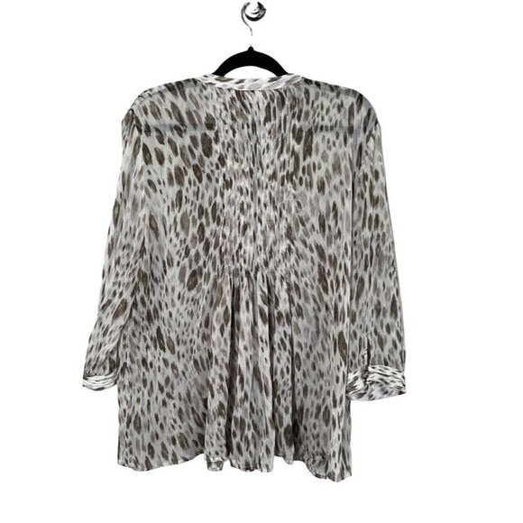 Chicos Animal Print Top XL Brown Sheer Pintuck Neutral Minimalist Resort Classic - Picture 9 of 13